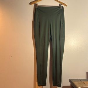 (Like New) Soma Nonstop Leggings Green Size Large With Pockets